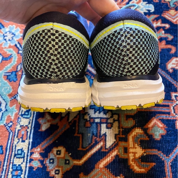 Brooks Running Sneakers Size 10 - Picture 4 of 6